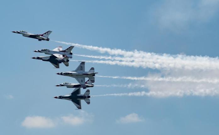 Phi đội chiến cơ Israel lảng vảng gần không phận Syria, dè chừng 'rồng lửa' S-300