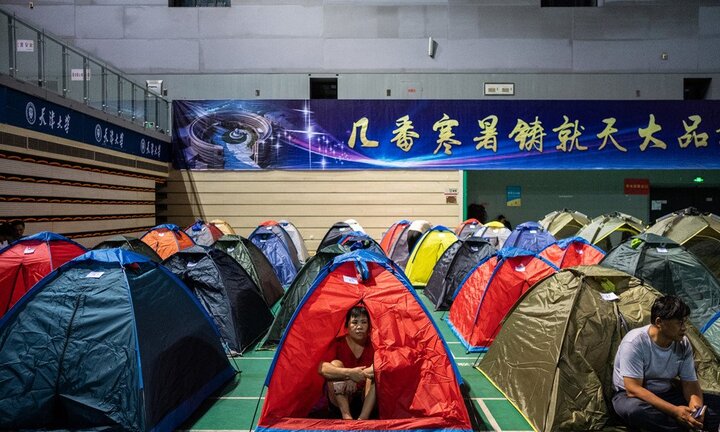 Kỳ lạ cách tiếp sức con vào đại học của phụ huynh Trung Quốc