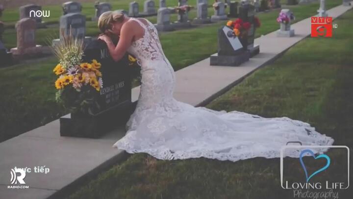 Rơi nước mắt cảnh cô dâu tổ chức đám cưới bên bia mộ chú rể