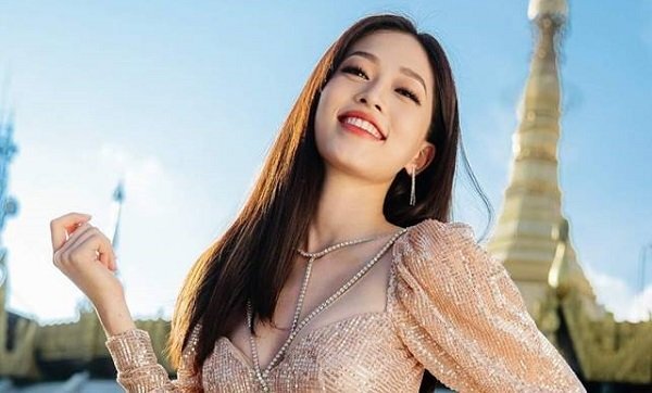 Được khán giả ủng hộ, ảnh chân dung của Phương Nga lọt top 9 'Hoa hậu Hòa bình Quốc tế 2018'