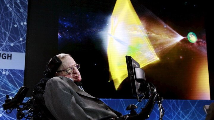 Tác phẩm trước khi qua đời của Stephen Hawking tiết lộ tương lai tăm tối của loài người
