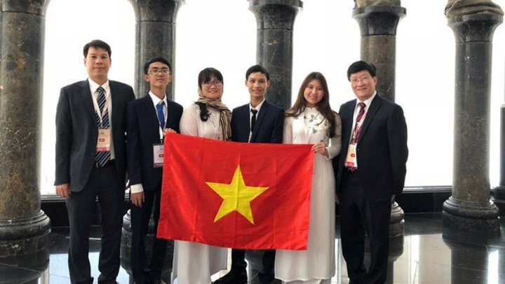 Chi tiết thành tích chưa từng có của học sinh Việt tham dự Olympic quốc tế, khu vực năm 2018