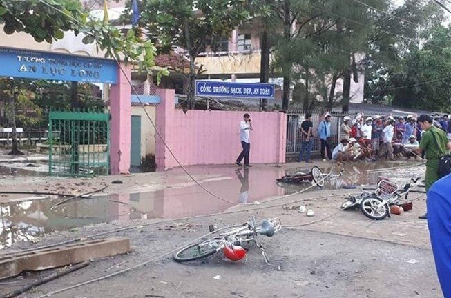 Dây điện rơi khiến 6 người thương vong ở Long An: Một học sinh muốn nghỉ học