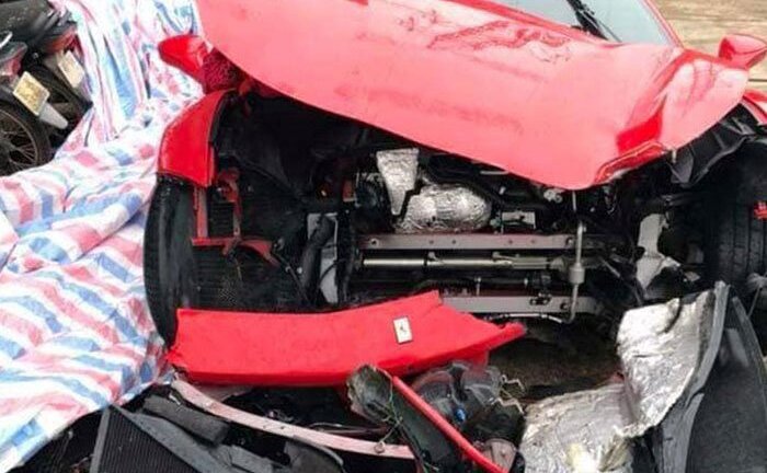 Xác định danh tính người lái siêu xe Ferrari 488 GTB của ca sĩ Tuấn Hưng gặp nạn trên cao tốc
