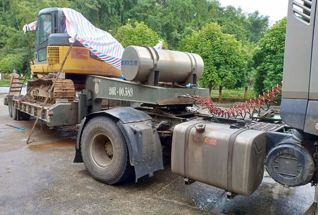 Bắt kẻ vận chuyển gần 200 bánh heroin từ Lào về Việt Nam