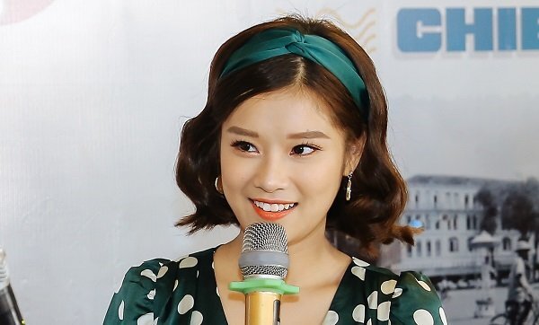 Hoàng Yến Chibi khoe giọng hát ngọt ngào với bản hit triệu views ‘HongKong 1’