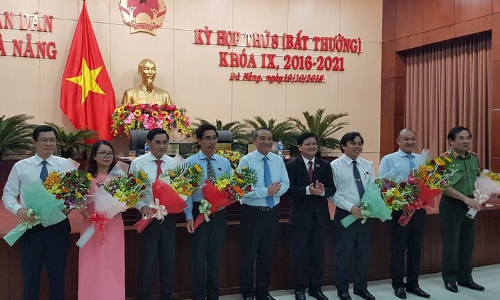 Đà Nẵng miễn nhiệm, bổ nhiệm hàng loạt chức vụ