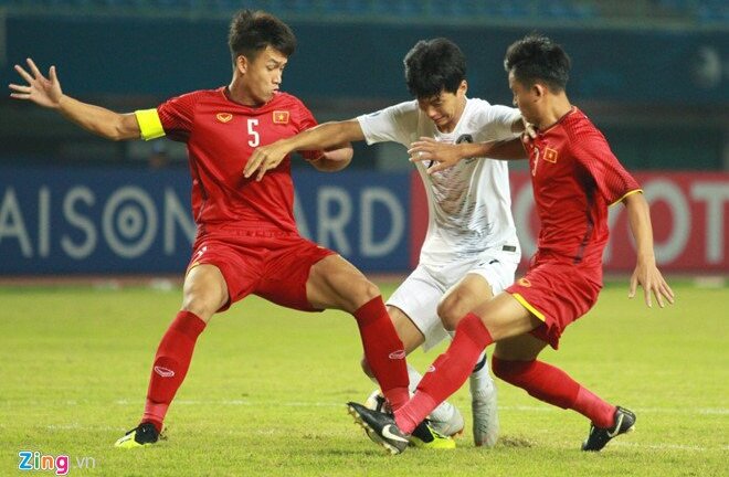 Bị thổi 3 quả phạt đền, U19 Việt Nam trắng tay rời giải châu Á