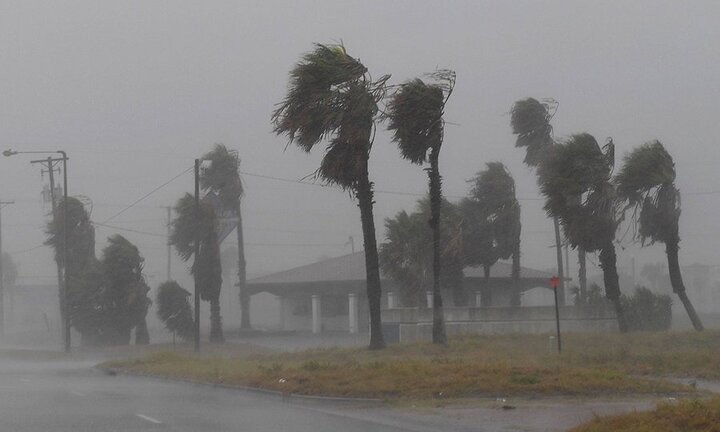 Video: Toàn cảnh siêu bão lớn nhất 50 năm qua tấn công Mỹ