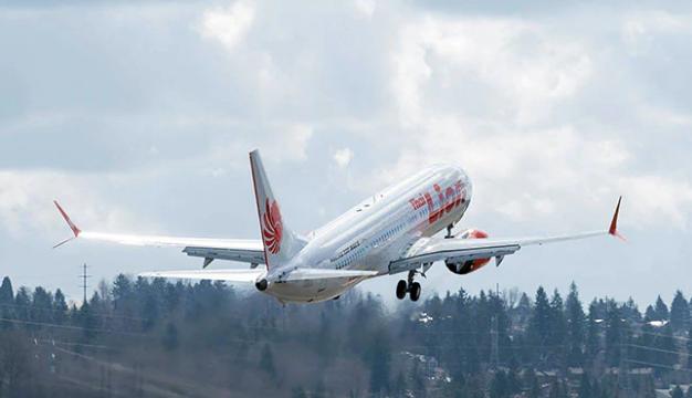 Cuộc gọi tuyệt vọng của phi công JT610 trước khi máy bay lao xuống biển