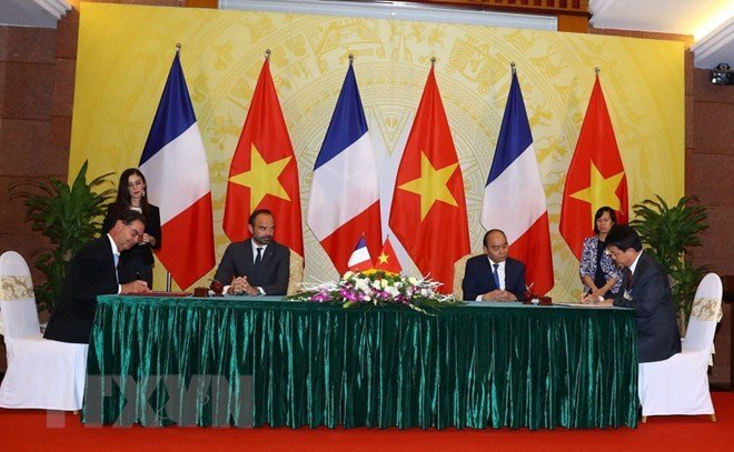 Truyền thông Pháp đưa tin chuyến thăm Việt Nam của Thủ tướng Edouard Philippe