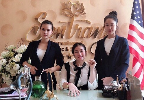 Bí quyết da trắng nổi bật của Giám đốc Viện Thẩm Mỹ Sen Trắng