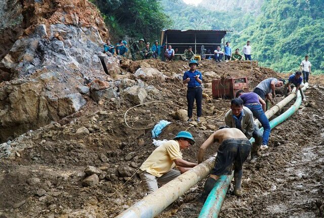 Sập mỏ vàng ở Hòa Bình: Khả năng sống sót của 2 nạn nhân không cao