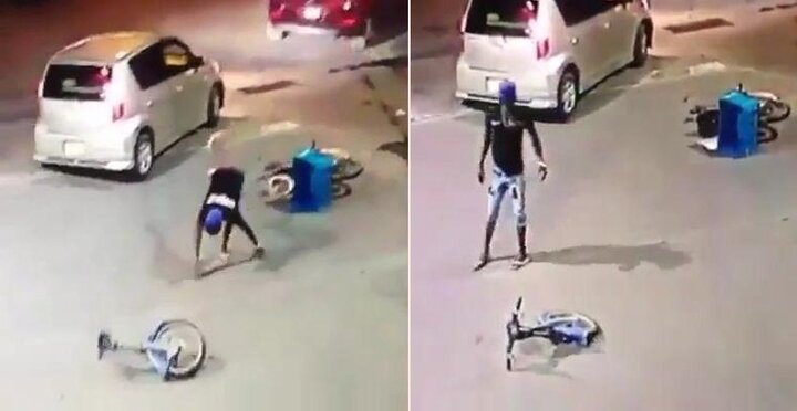 Clip: Bi hài xe máy vừa lao lên vỉa hè liền gãy đôi, khổ chủ ngơ ngác