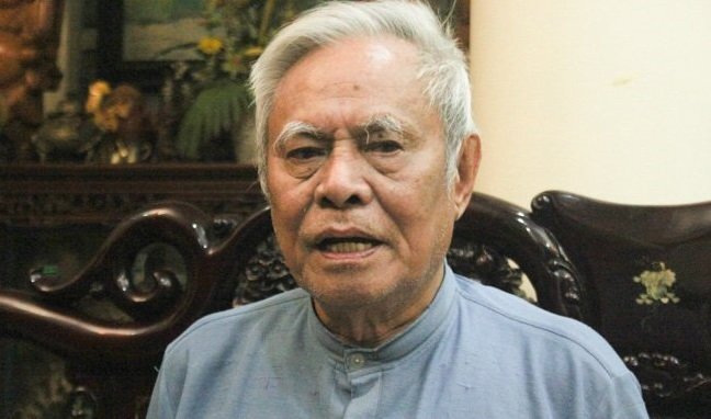 Những kẻ 'cơ hội chính trị' rất thiếu trung thực, giỏi xun xoe, nịnh bợ