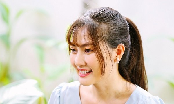 Ngọc Lan tiết lộ Thanh Bình tự chọn váy cho vợ quay cảnh gợi cảm