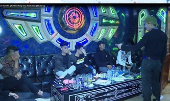 Khởi tố chủ quán karaoke để hàng chục thanh niên phê ma túy nhảy múa điên cuồng