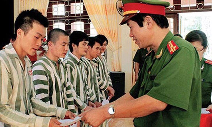 Vì sao không mở rộng đặc xá với người bị kết án tử hình?