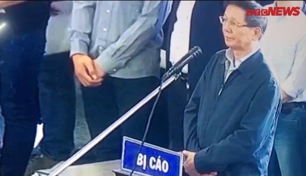 Video: Hai lần khai nhầm của Phan Văn Vĩnh trong phiên xử đường dây đánh bạc nghìn tỷ
