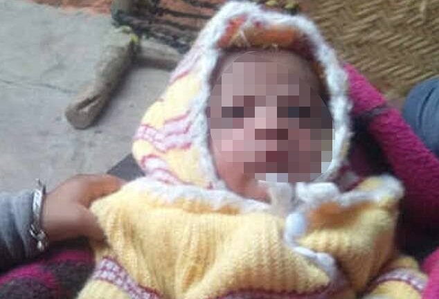 Bị khỉ cắp đi lúc bú mẹ, bé trai 12 ngày tuổi ở Ấn Độ chết thương tâm