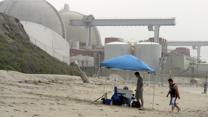 'Quả bom hạt nhân nổ chậm' cách bờ biển nổi tiếng ở Mỹ chỉ 30m