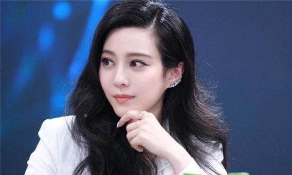 Sau loạt bê bối, Phạm Băng Băng hứa hẹn sẽ quay trở lại Cbiz vào ngày 20/11