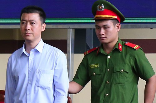 Clip: Phan Sào Nam tự hào về công nghệ của game bài Rikvip, HĐXX ngay lập tức chấn chỉnh