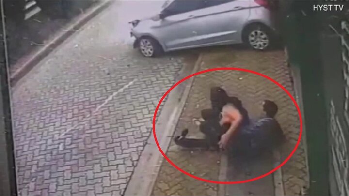 Ô tô mất lái lao như tên bắn vào người, đôi nam nữ thoát chết trong gang tấc