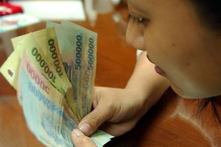 TP.HCM: Lương thấp, cán bộ nghỉ việc hàng loạt