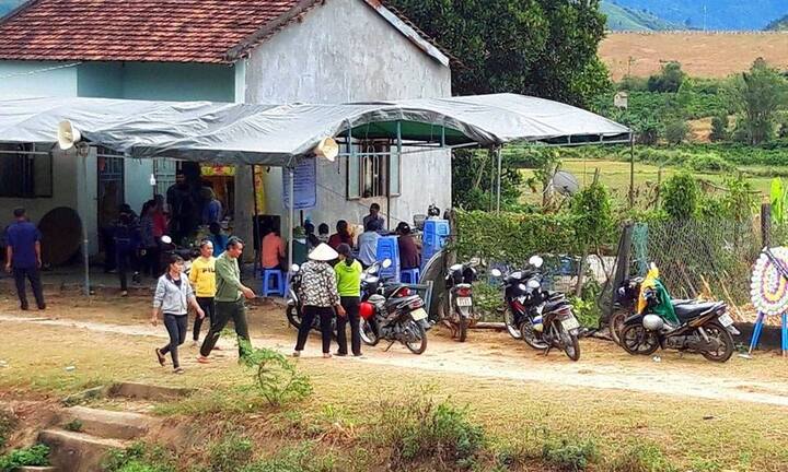 Người đàn ông đánh chết vợ rồi trốn trong rẫy cà phê