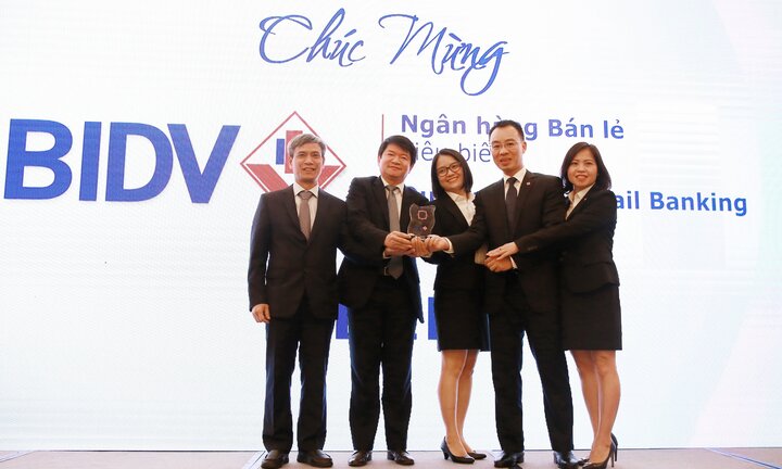 BIDV - Ngân hàng đầu tiên đạt giải 'Ngân hàng Bán lẻ Tiêu biểu' 3 năm liên tiếp