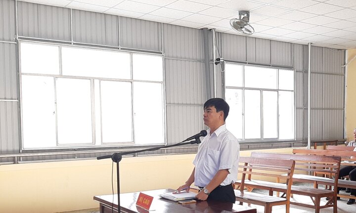 Giảng viên dọa giết hiệu trưởng ở Cần Thơ lãnh án 1 năm tù