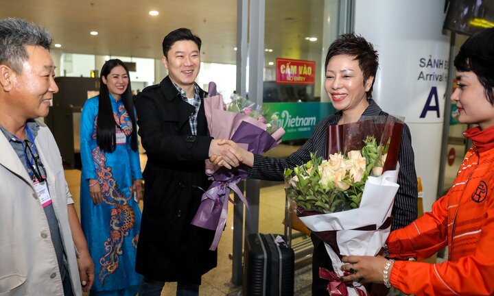 Huyền thoại bắn súng Hàn Quốc Jin Jong Oh: Hy vọng bắn súng Việt Nam có thêm nhiều Hoàng Xuân Vinh