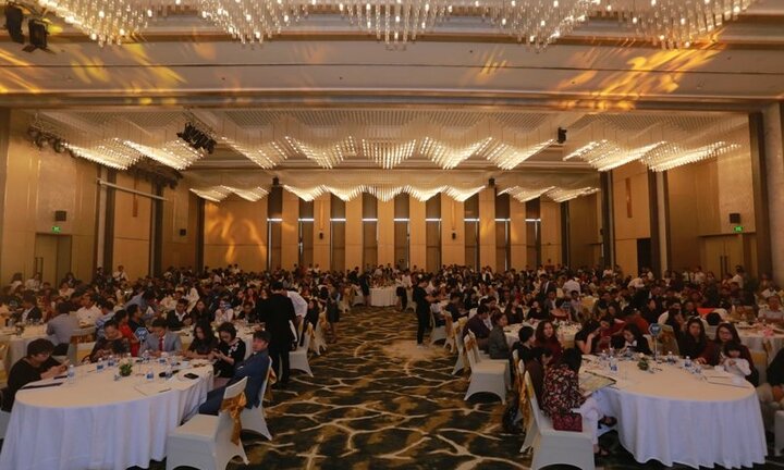 Các tân chủ nhân tại Vinhomes Star City phấn khởi 'Đón thu vàng – Rước xe sang'