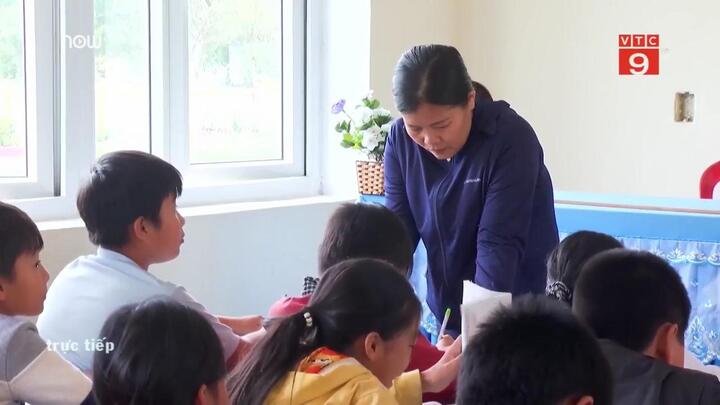 'Hỏi cung' học sinh sau vụ phạt tát học sinh 231 cái: Hiệu trưởng khẳng định 'trường không sai'