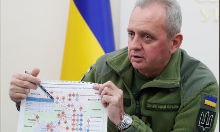 Tướng quân đội Ukraine nói xe tăng Nga chỉ còn cách biên giới nước này 18 km