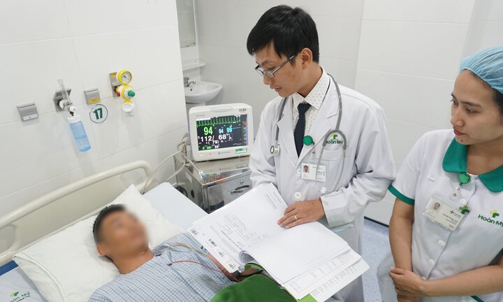 Mổ bóc u tại phòng khám tư, người đàn ông ngộ độc thuốc tê