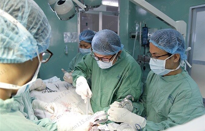 Mơ thấy người khác quan hệ tình dục, người đàn ông tự làm gãy 'của quý'