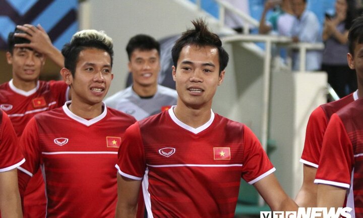 Văn Toàn tích cực tập luyện, hy vọng trở lại trận chung kết