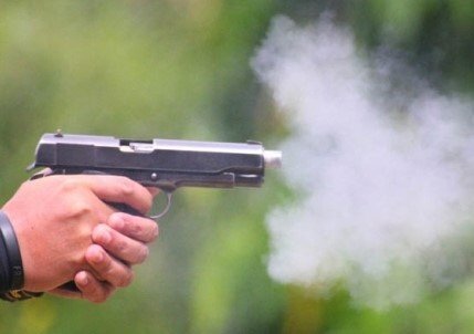 Truy xét nhóm côn đồ nghi bắn nam thanh niên ở TP.HCM