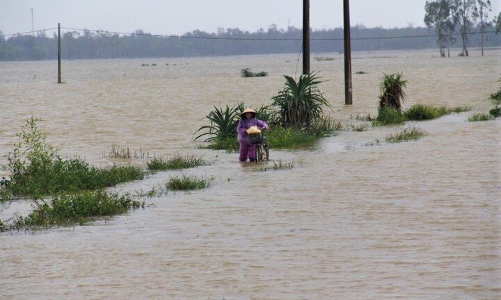 Mưa lũ hoành hành miền Trung, Bộ Công an chỉ đạo ứng phó