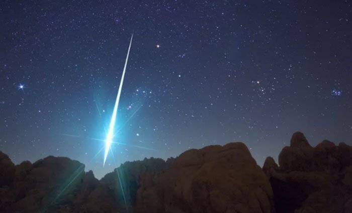 Việt Nam nên quan sát mưa sao băng lớn nhất năm vào lúc nào?