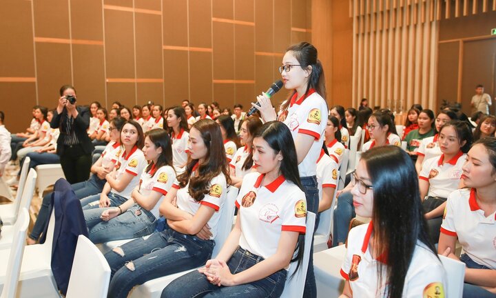 Thí sinh Hoa khôi Sinh viên Việt Nam tìm bí quyết khởi nghiệp trong kỷ nguyên 4.0