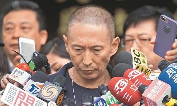 Thêm hai phụ nữ tố diễn viên 'Bao Thanh Thiên' cưỡng hiếp