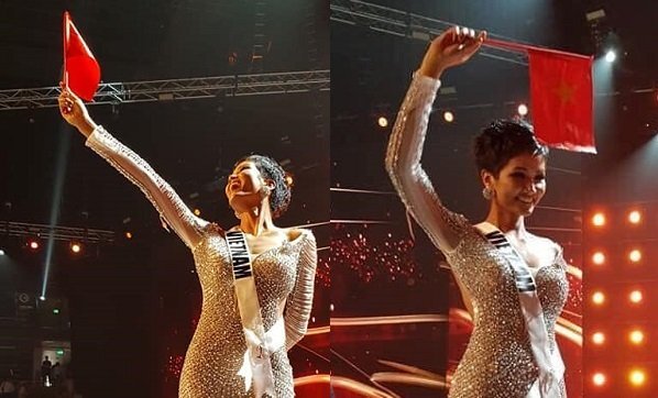 H’Hen Niê giơ cao quốc kỳ, gửi lời chúc đến tân Hoa hậu Hoàn vũ 2018 bằng tiếng Anh