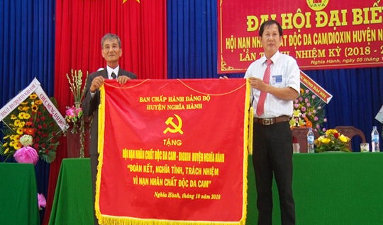 Phó Bí thư huyện bị nhắn tin đe dọa tính mạng