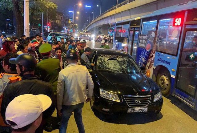 Video: Hiện trường tài xế say rượu tông hai bà bầu nhập viện rồi bỏ chạy ở Hà Nội