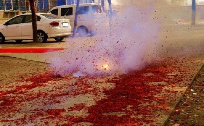 Đốt pháo trong đám cưới ở khách sạn, 4 nam thanh niên bị khởi tố