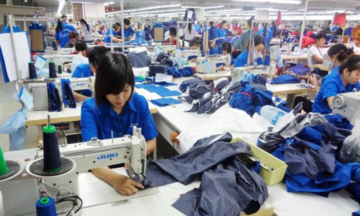 Ép người lao động đi làm dịp Tết Dương lịch có thể bị xử phạt 50 triệu đồng