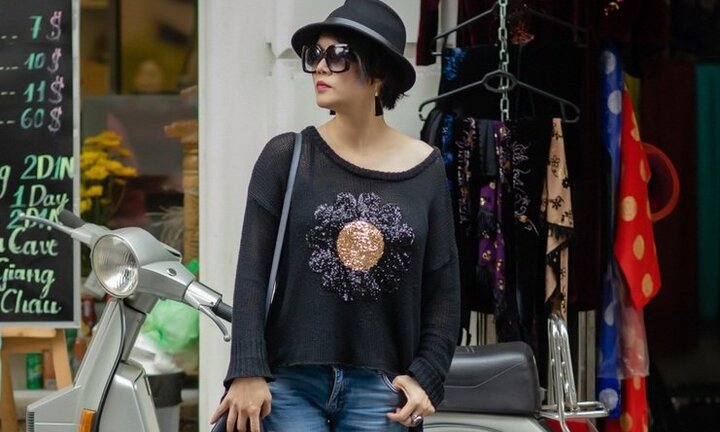 Thu Phương mặc cá tính trên phố Hà Nội